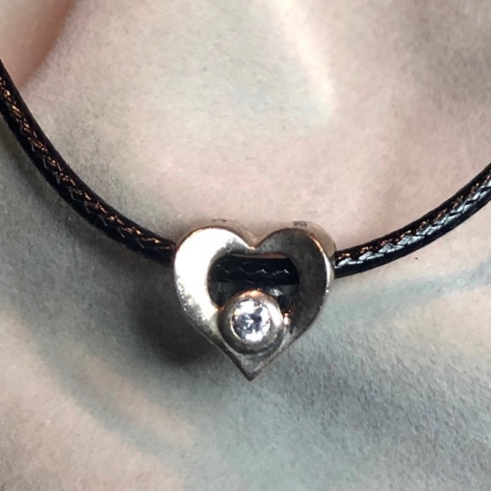 925 Silver mini heart pendant w/ double sided CZ